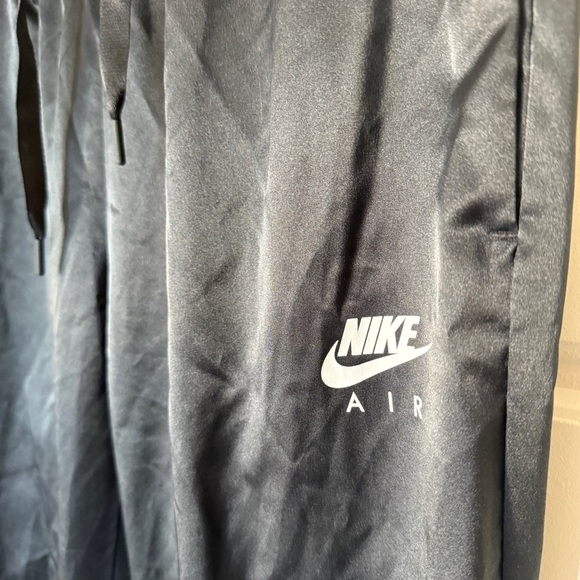 Nike AIR black satin tracksuit joggers women’s size medium - Picture 7 of 7